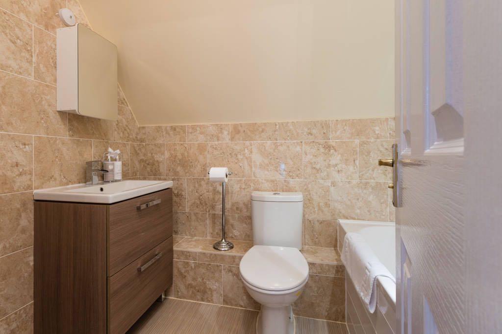 Luxury 3 Bed By The *