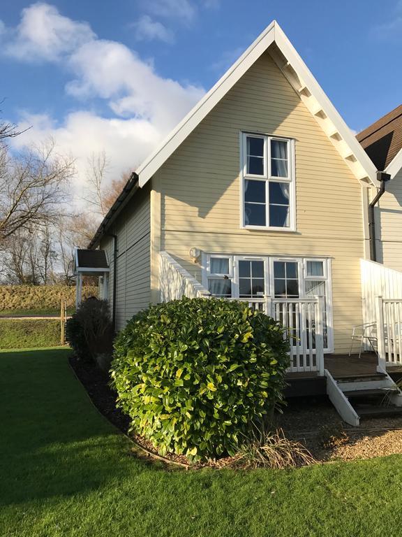 Luxury 3 Bed By The Villa South Cerney