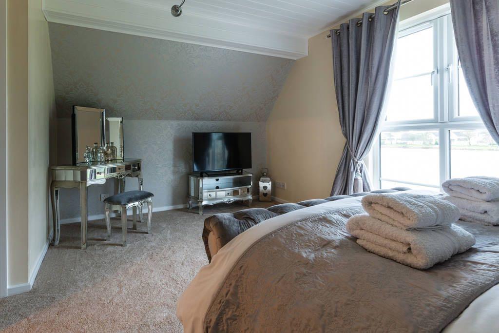 Luxury 3 Bed By The Villa